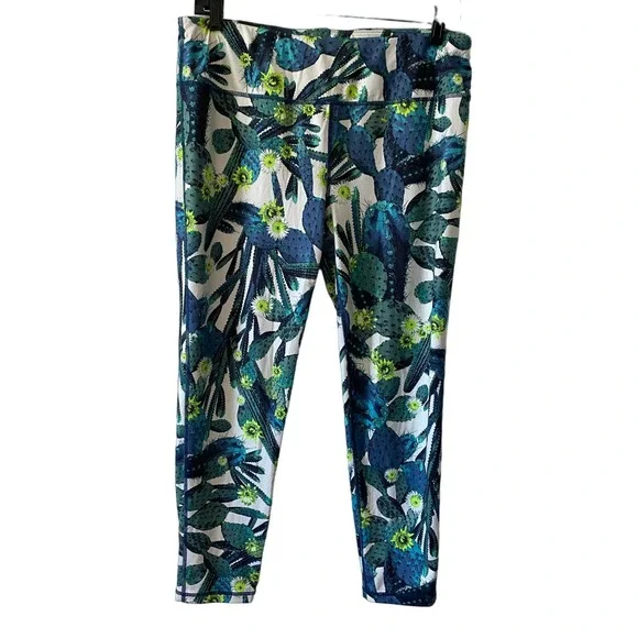 Sweaty Betty Soft Cropped Leggings Cactus Design Size XL