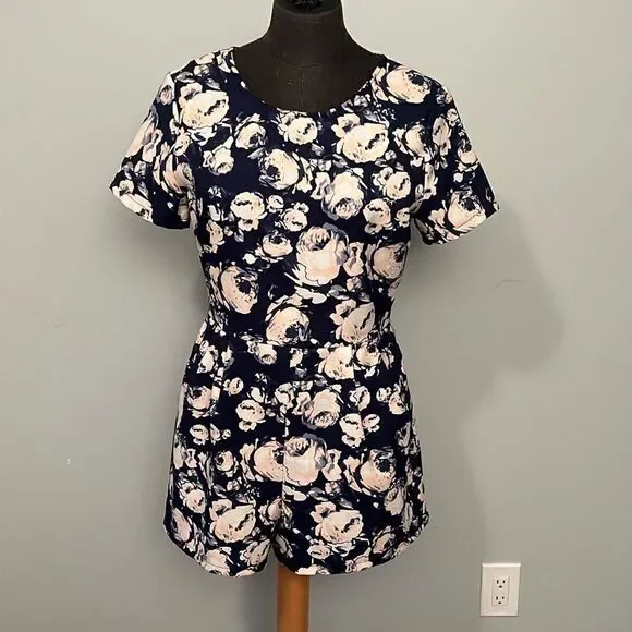 Lush Women's Navy and Pink Floral Back Zipper Short Sleeve Romper