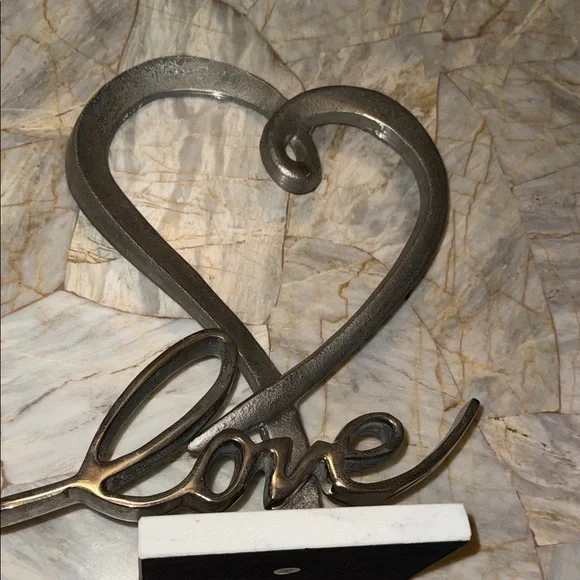 Silver Heart Wall Decor with 'Love'‎ Inscription