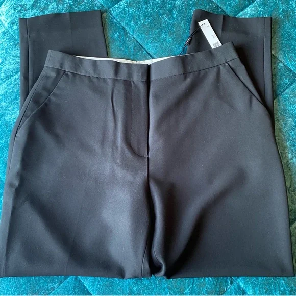 Tahari slacks NWT