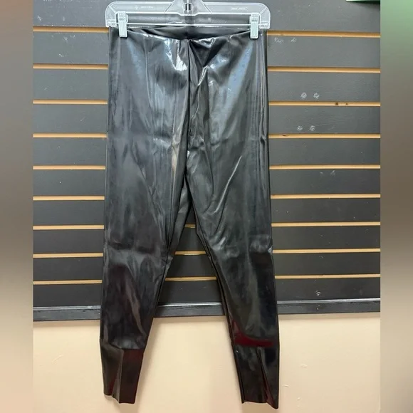 NWT OOKIE & LALA Black Faux Leather Pull On Pants Women’s Medium