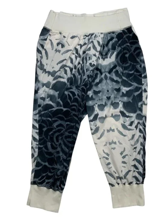 Lululemon Dance To Yoga Pants 10 Pretty Plume Angel Wing