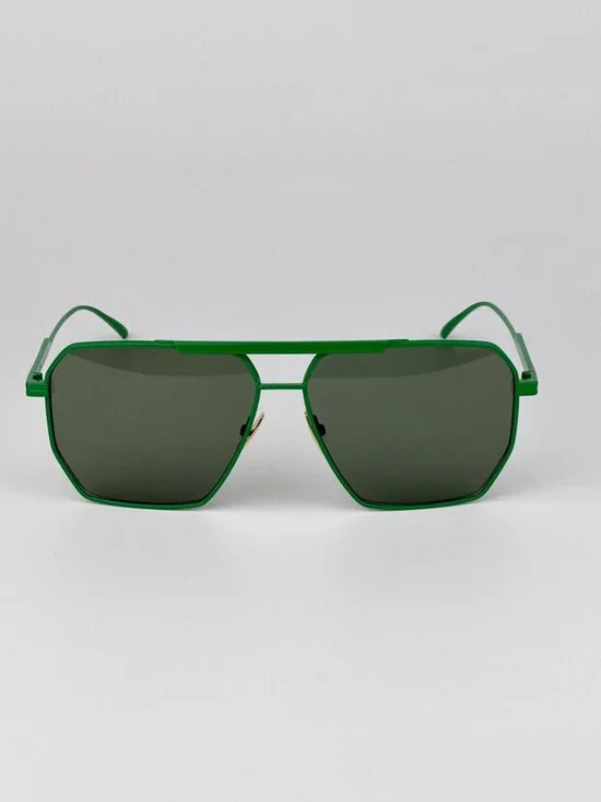 Bottega Veneta Unisex Sunglasses | Green Pilot Frame BV1012S 006 NEW AUTHENTIC