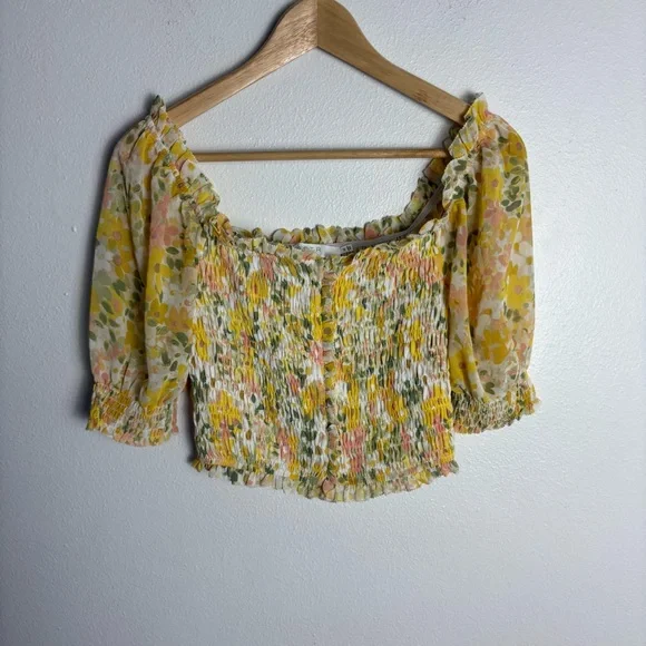 ASTR the Label Floral Smocked‎ Puff Sleeve Blouse Yellow Size XS