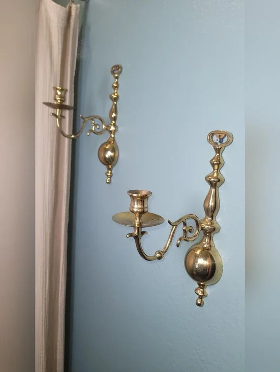Vinrage Brass Wall-Mounted Candle Sconce - Gold