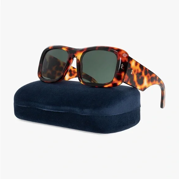New Authentic Gucci GG1080S 003 Eyewear Rectangular Frame Sunglasses