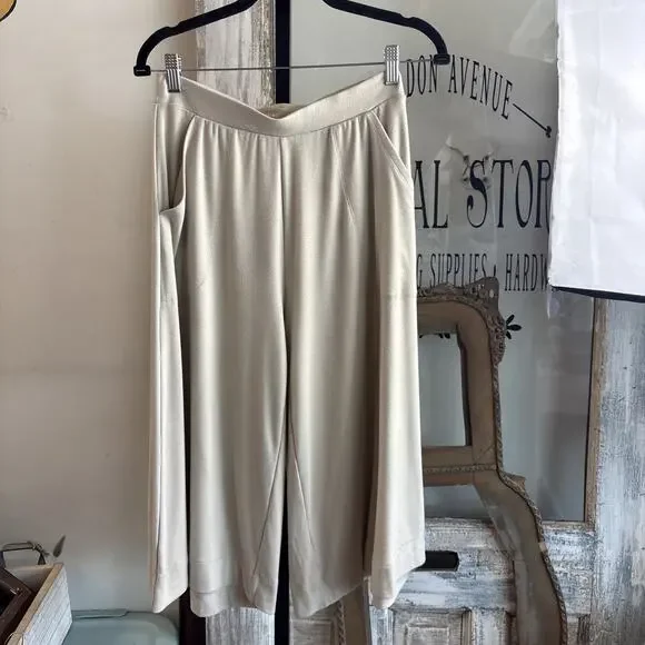 Free People Free Est Capri Yoga Pants Size Small