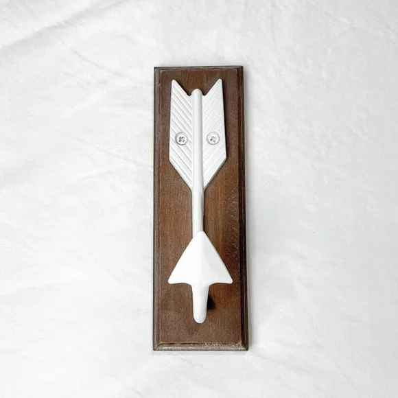 White and Brown Arrow Wall Hook