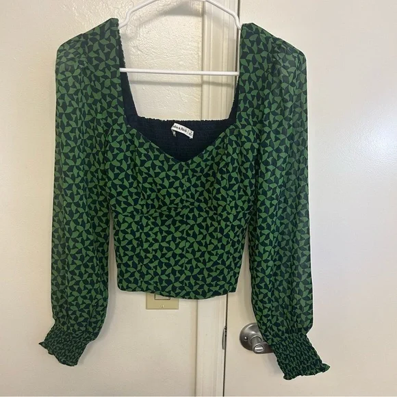 Abercrombie & Fitch Sweethearts Puff Sleeve Cropped Blouse Green Print Small