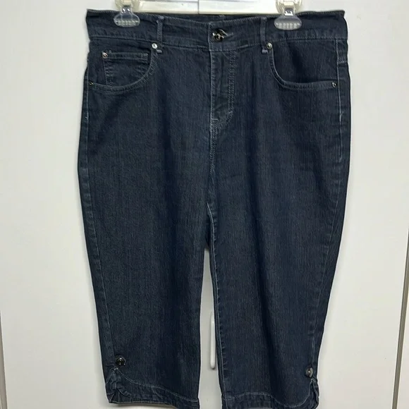 Nine West Jean Capri Studded Back Pockets