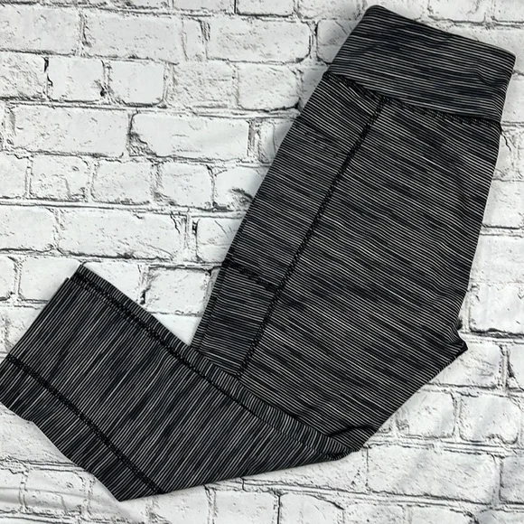 Tek Gear Dry Tek Active Capri Workout Leggings M