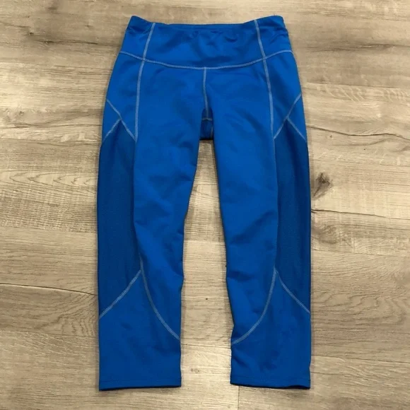 ATHLETA Cropped Leggings