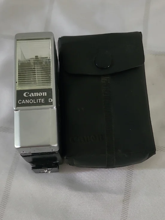 Canon Canolite D Flash Unit in Silver and Black Not Tested Parts Only