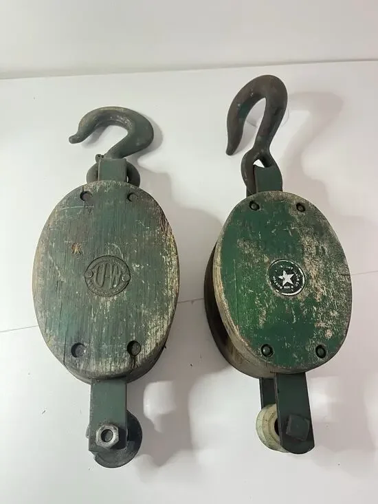 Set Of 2 Vintage Wooden Block Tackle Pulley Barn Industrial Decor Steampunk VTG