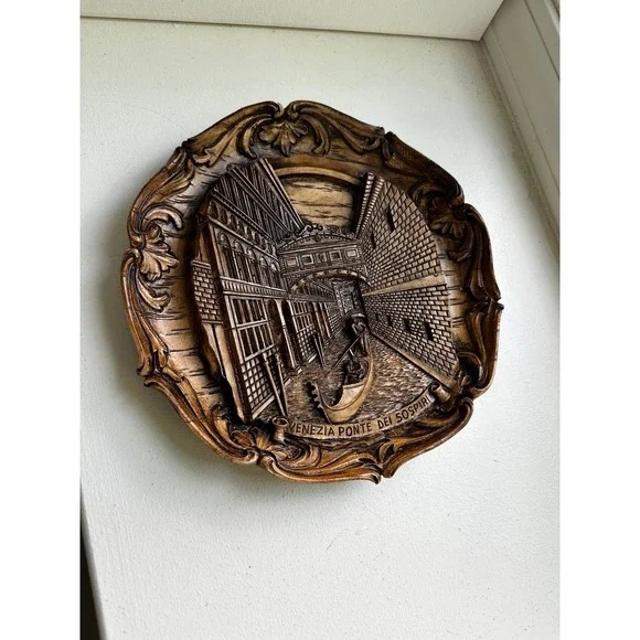 Bridge of sighs Venice wood resin collectible plate wall hanging plaque