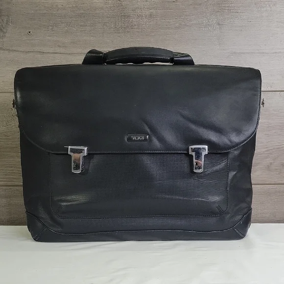 Tumi 2952D Formula Leather Briefcase Bag Business work Bag