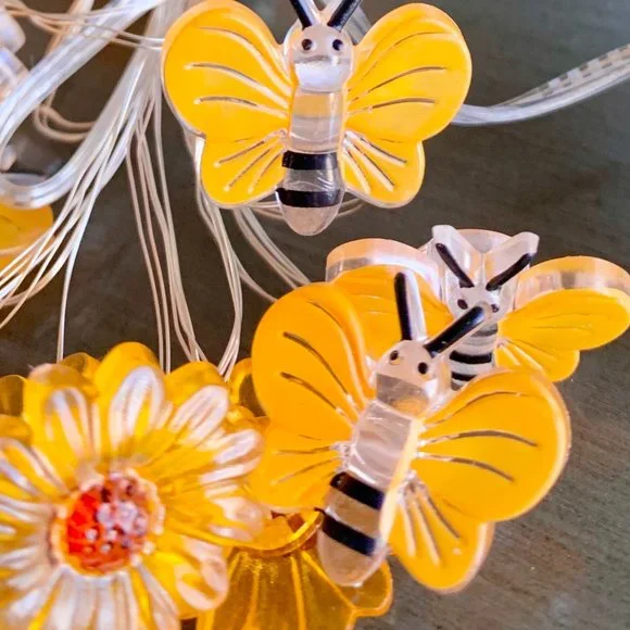 6.5 Ft 20 LED Spring Fairy String Lighting Lights Yellow Bees Daisy Flowers New