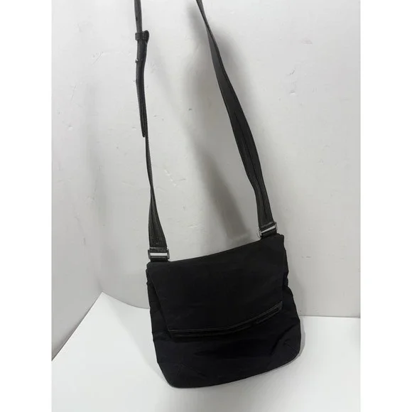 Tumi Ballistic Nylon w/Leather Trim Slim Zip Messenger Bag 11
