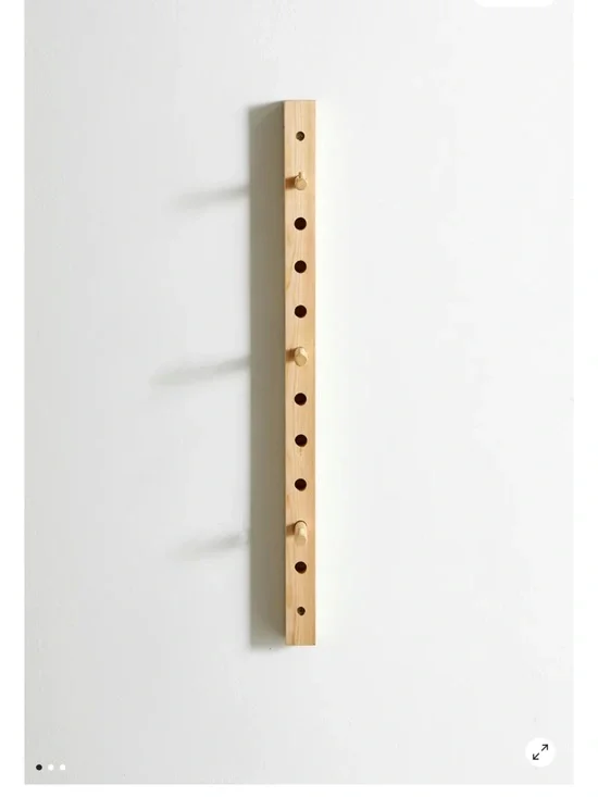 🎉 3 for $25 🎉 Urban Outfitters Natural Light Wood Peg Wall Rack