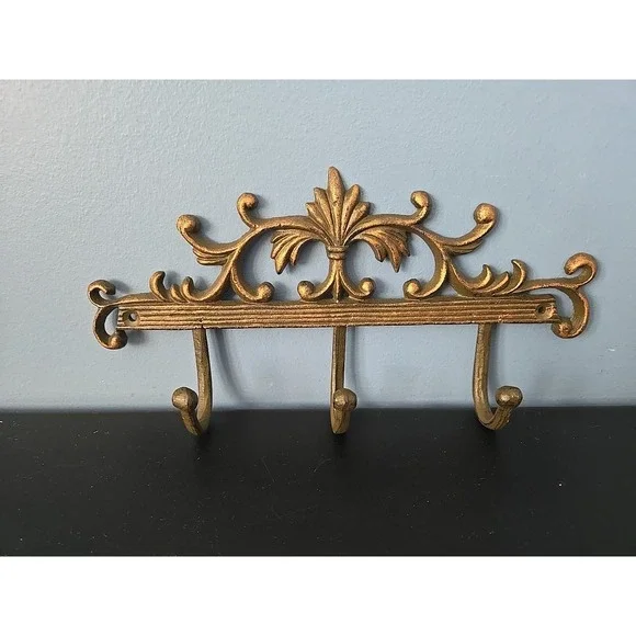 Vintage Metal  3 Hook Wall Mount Hooks Hanger Wheat Sheath & Scroll Design Keys