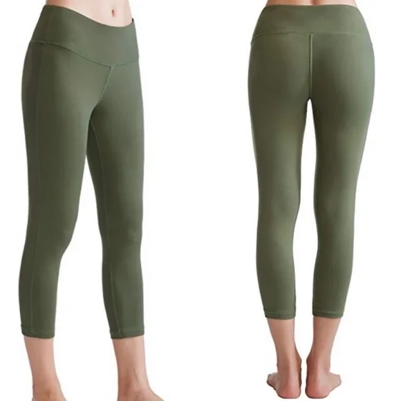OALKA Muted Leaf Green Cropped Running Yoga Leggings Hidden Pocket Large
