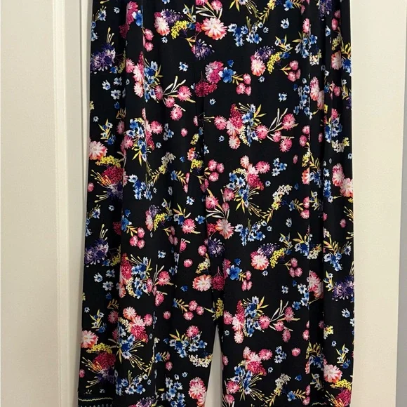 Floral Women's - Black pants