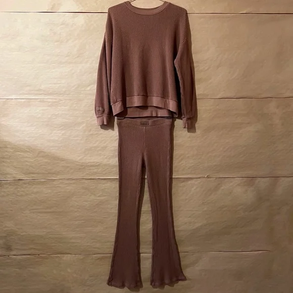 SET Active Waffle Knit Lounge Matching Set Crew Sweatshirt Flare Pants Size XS/S