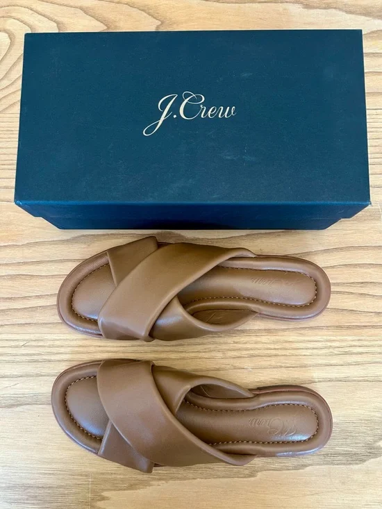 J. Crew Menorca padded cross-strap sandals in leather. Size 8.