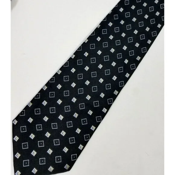 Izod Men's Necktie Black White Geometric Print Silk Classic Business Accessory