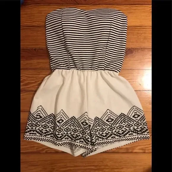 NWOT Strapless Romper