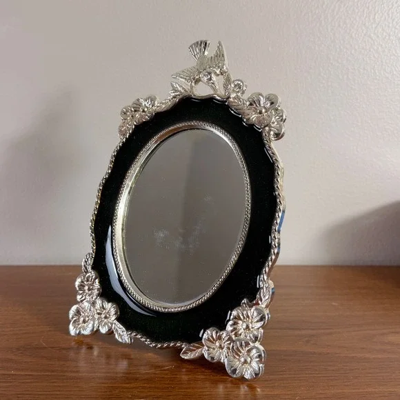 Vintage Emerald Green Silver Bird Picture Frame Made Taiwan R.O.C. Floral Oval