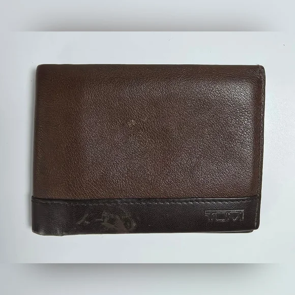 Tumi Bifold Men's Brown Leather Two Tone Wallet