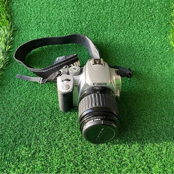 Canon Rebel XTi DSLR Camera with Lens EF 35-80mm 1:4-5-6