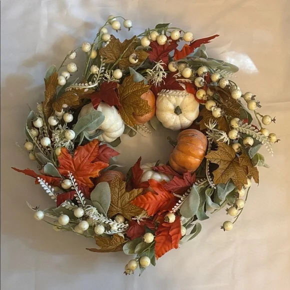Autumn Harvest Wreath with Pumpkins and Leaves NWOT