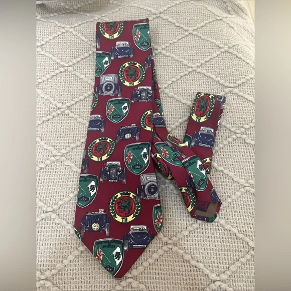 Tommy Hilfiger Men’s Red and Green‎ Patterned Tie Cars print
