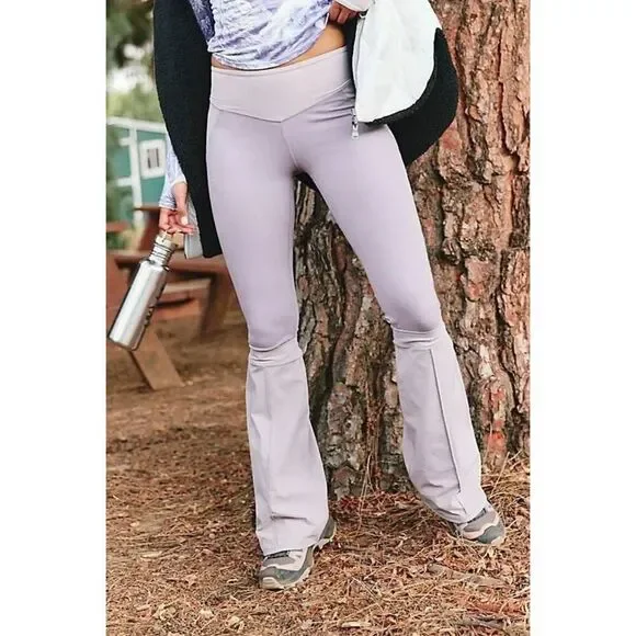 Free People FP Movement Alpine Hike Flare Leggings Elderberry Medium Outdoor