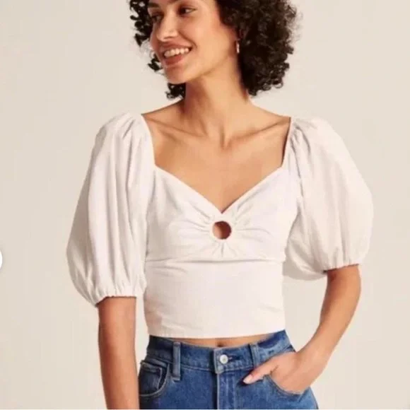 Abercrombie & Fitch White Puff-Sleeve Crop Top with Front Keyhole