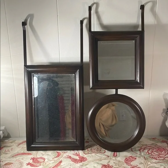 Source Unknown Brown Metal Geometric Set of Mirrors Over a Rod Wall Decor