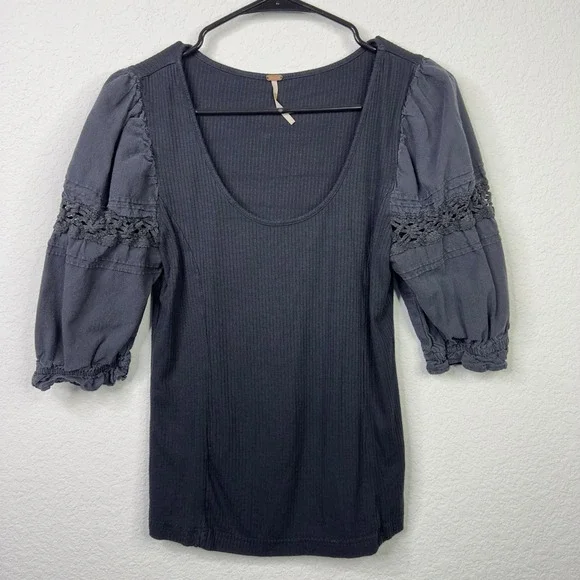Free People Shirt S Black Ribbed‎ Puff Sleeve Crochet Lace Romantic Goth Boho