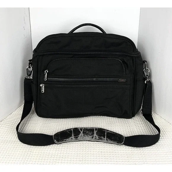 Tumi Alpha Expandable Laptop Bag Briefcase Black‎ 26176D4