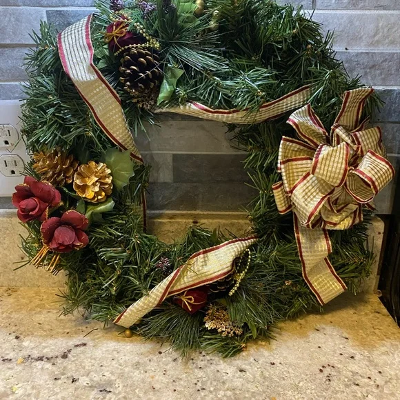 Festive Green Holiday Wreath with Red and Gold ‎ accents Christmas 16”