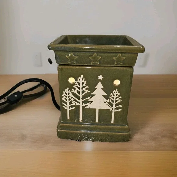 Scentsy Tannenbaum‎ Wax Warmer Christmas Pine Trees Green  Full Size Holiday