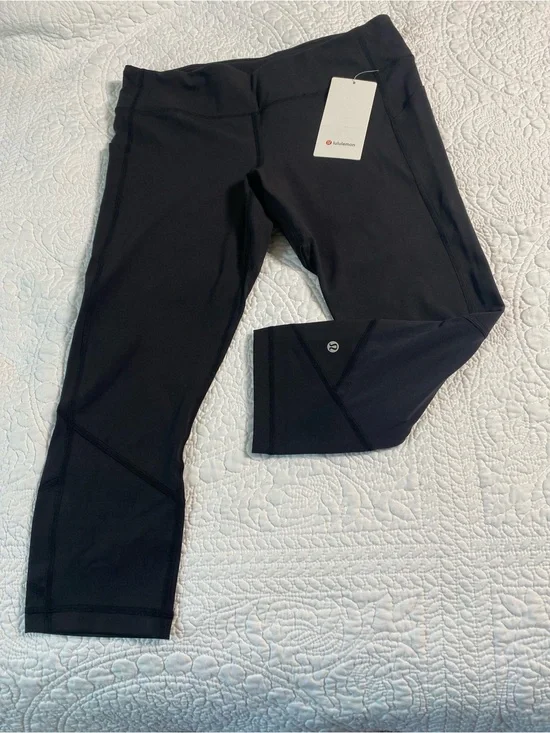 Lululemon Pace Rival Black Cropped 22”Leggings - Size 12 - New with tags