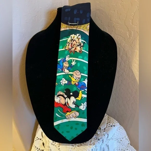 American football Mickey, Donald & Goofy novelty tie, Silk Necktie 56