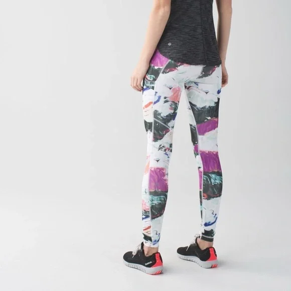 Lululemon Speed Tight III in Pigment Wave Multi Black Regal Plum