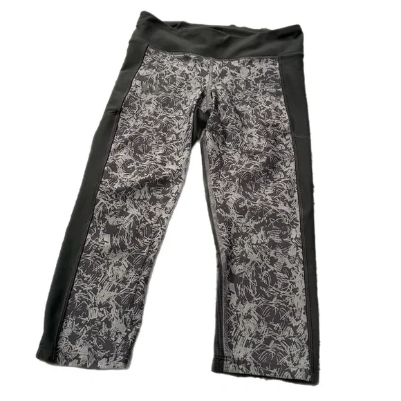 Under Armour leggings‎