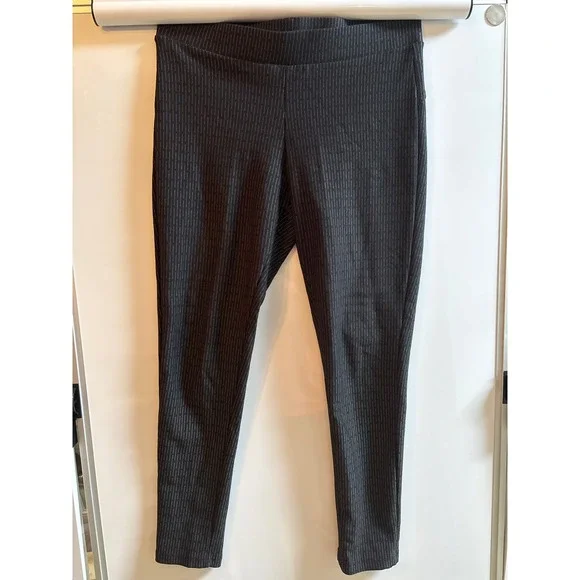 Lark and Grey women's leggings medium petite black white athletic‎