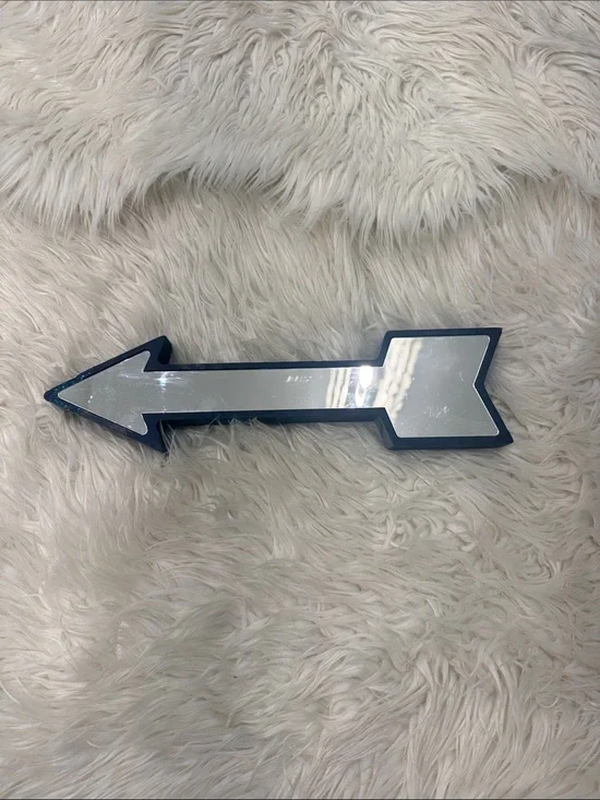 Decorative Arrow Wall Mirror in Navy Blue