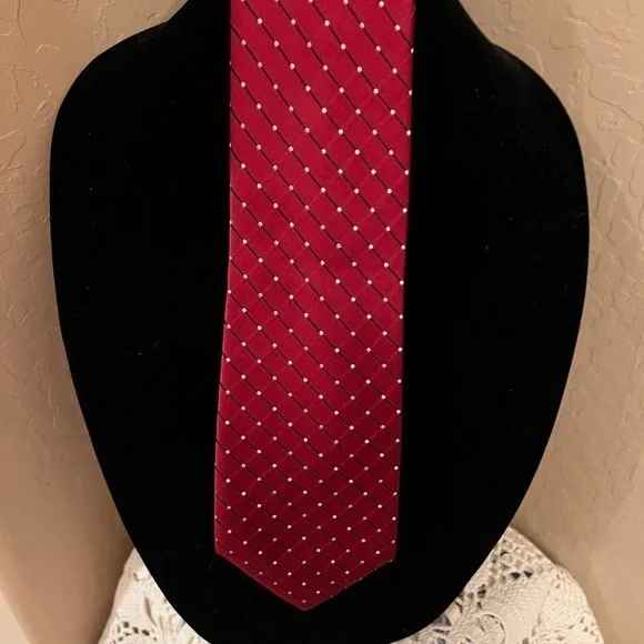 Geoffrey Beene Dress Neck Silk Red & Black Tie