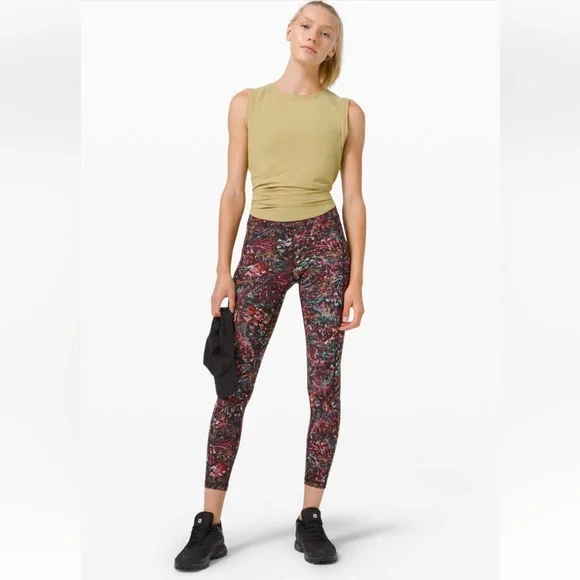 LULULEMON Athletica Invigorate High-Rise Tight 25